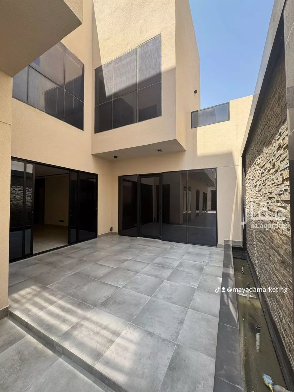 5 bedroom villa in As Sadafah 6