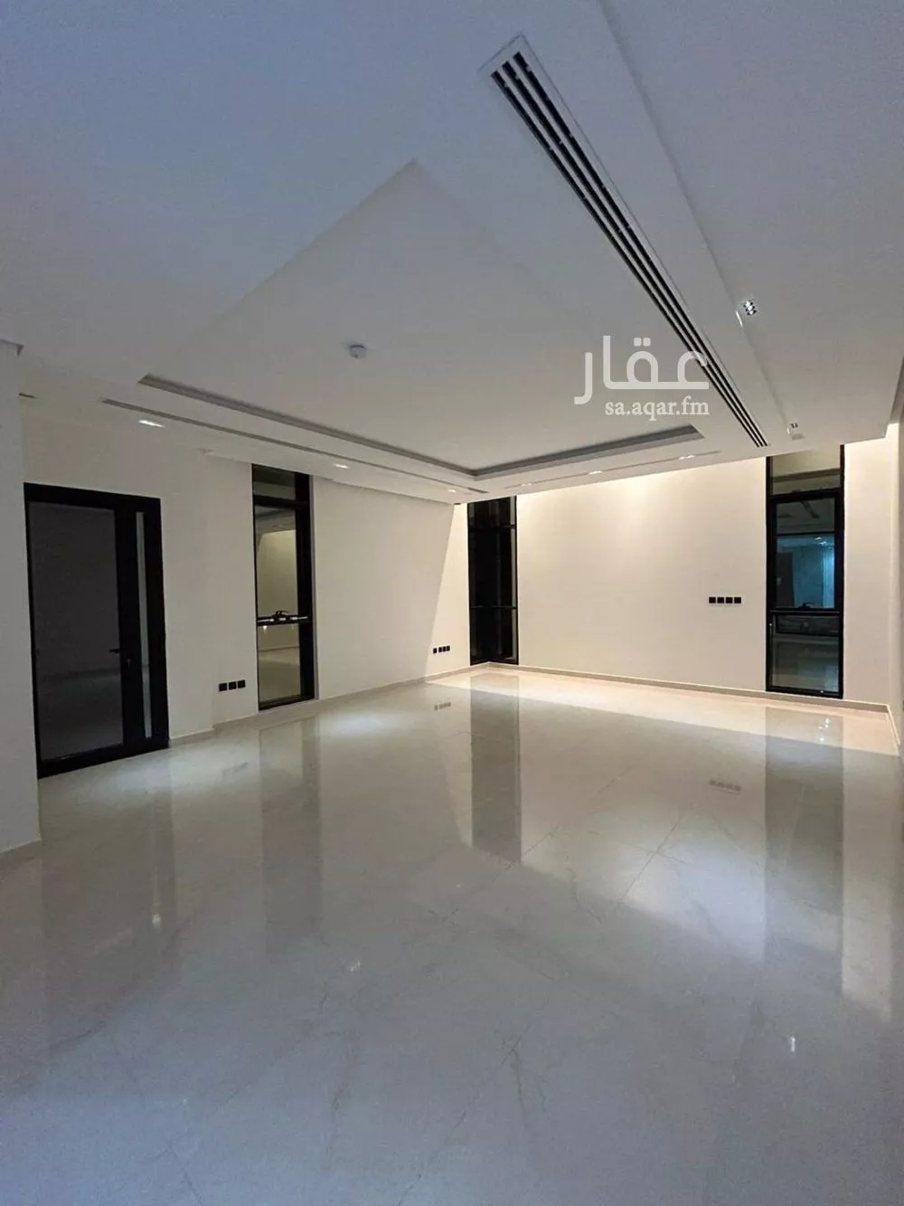 5 bedroom villa in Al Nahda 18