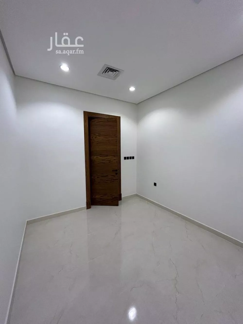 5 bedroom villa in Al Nahda 4
