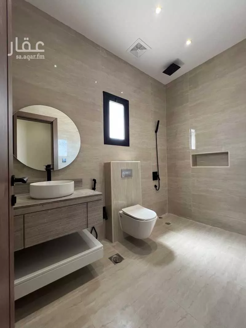 6 bedroom villa in Ash Shulah 11
