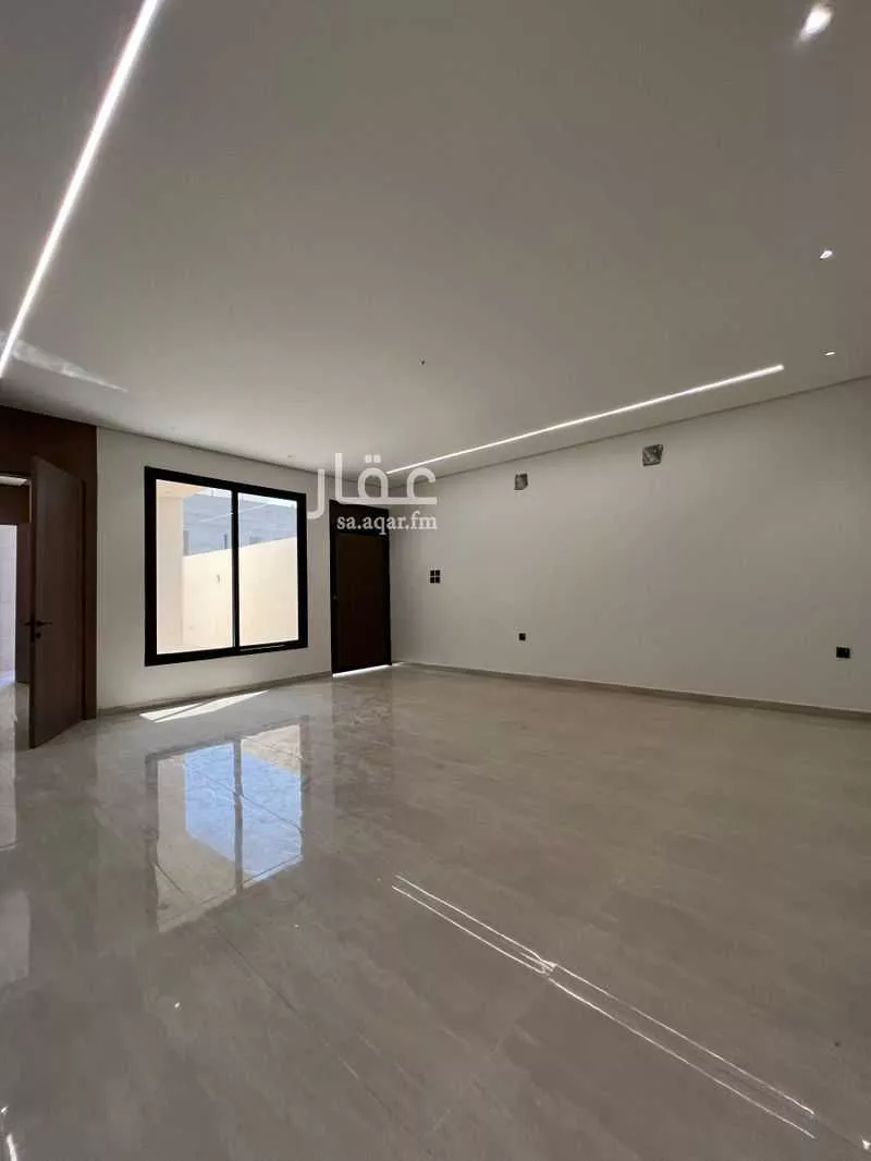 6 bedroom villa in Ash Shulah 16