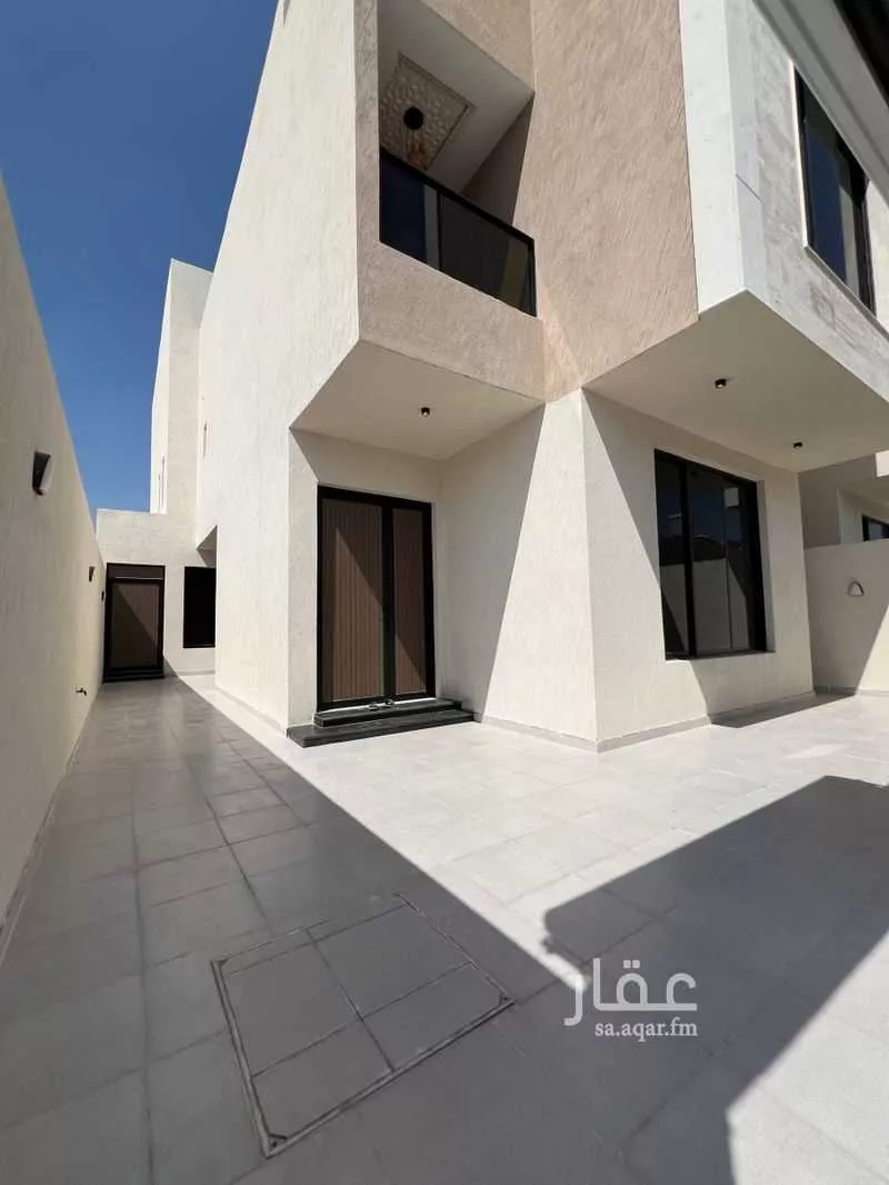 6 bedroom villa in Ash Shulah 3
