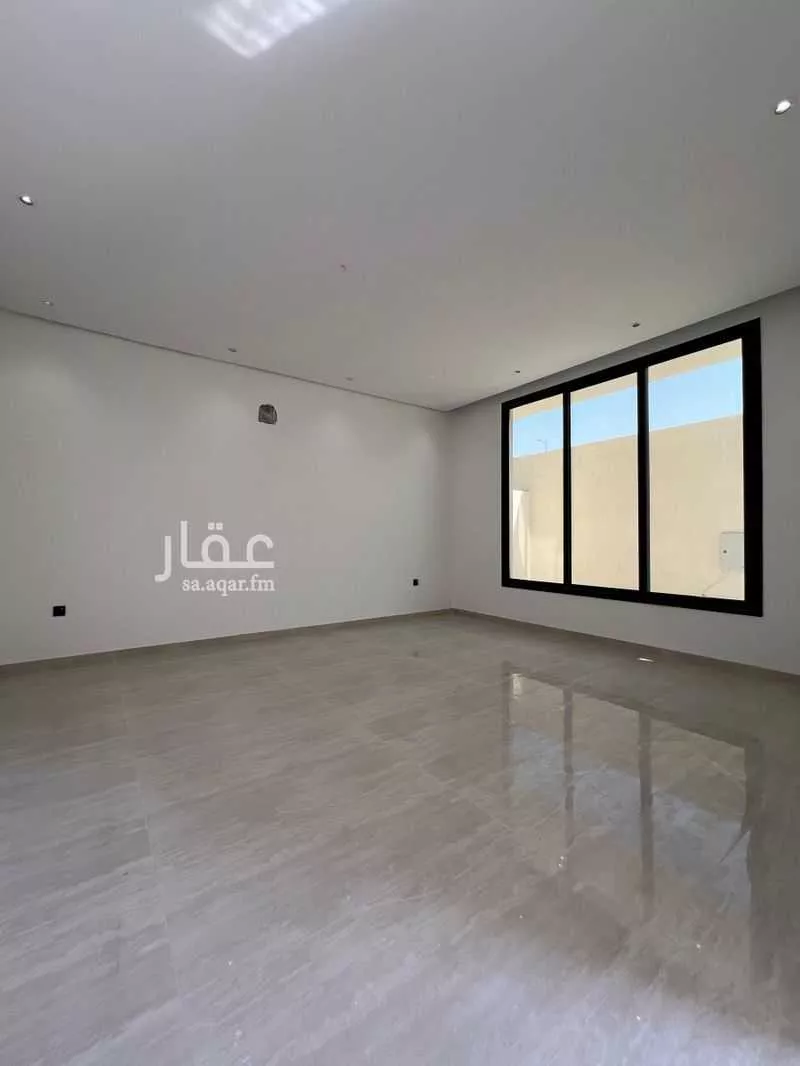 6 bedroom villa in Ash Shulah 5