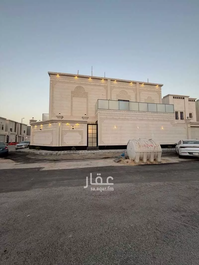 فيلا 7 غرف في ضاحية الملك فهد 16