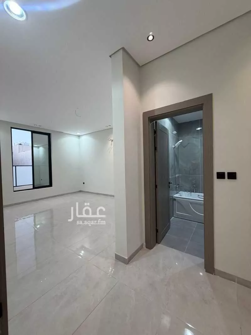 فيلا 7 غرف في ضاحية الملك فهد 9