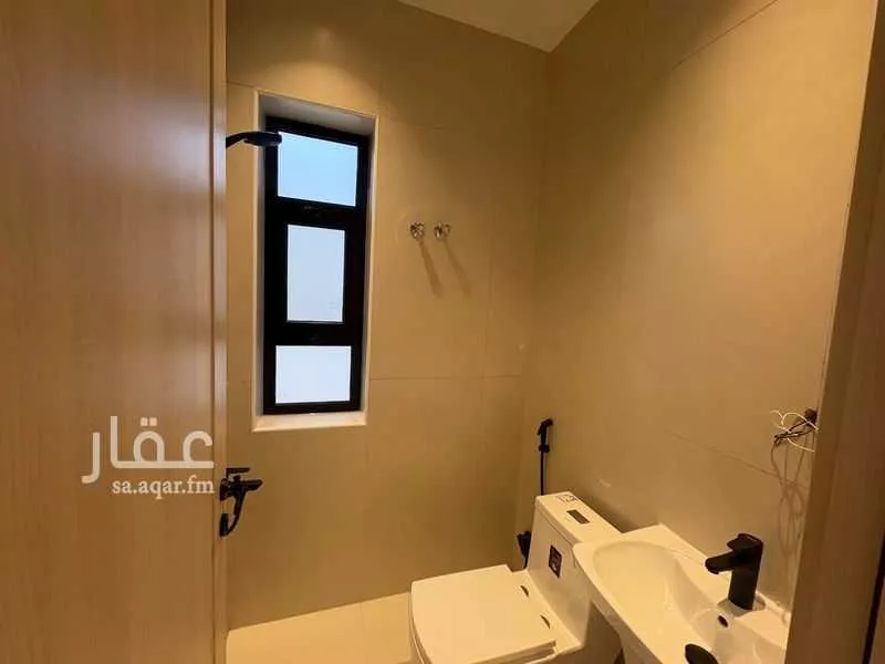 5 bedroom villa in Ash Shati Al Gharbi, Eastern Province 20