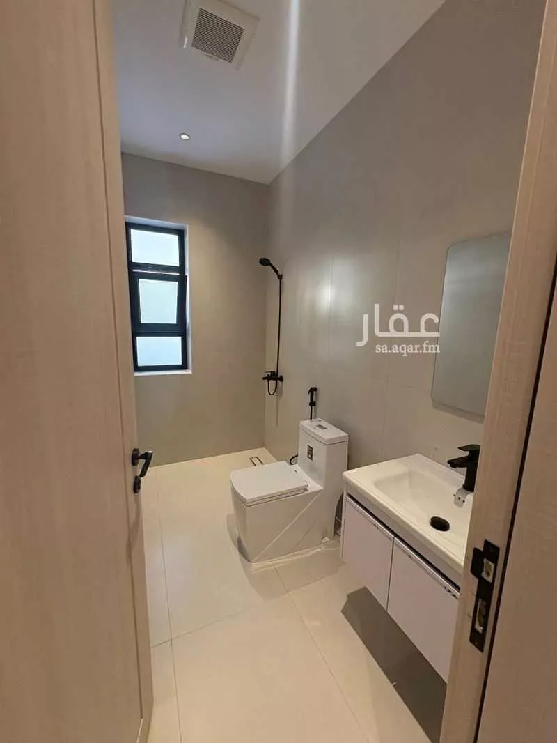 5 bedroom villa in Ash Shati Al Gharbi, Eastern Province 23