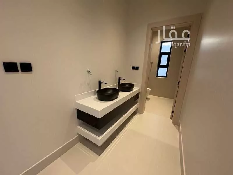 5 bedroom villa in Ash Shati Al Gharbi, Eastern Province 8