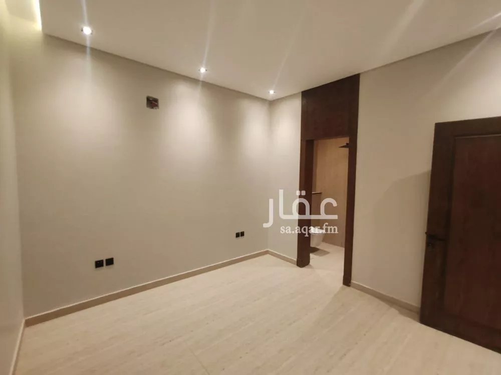 3 bedroom villa in Al Zahrah, Riyadh 5