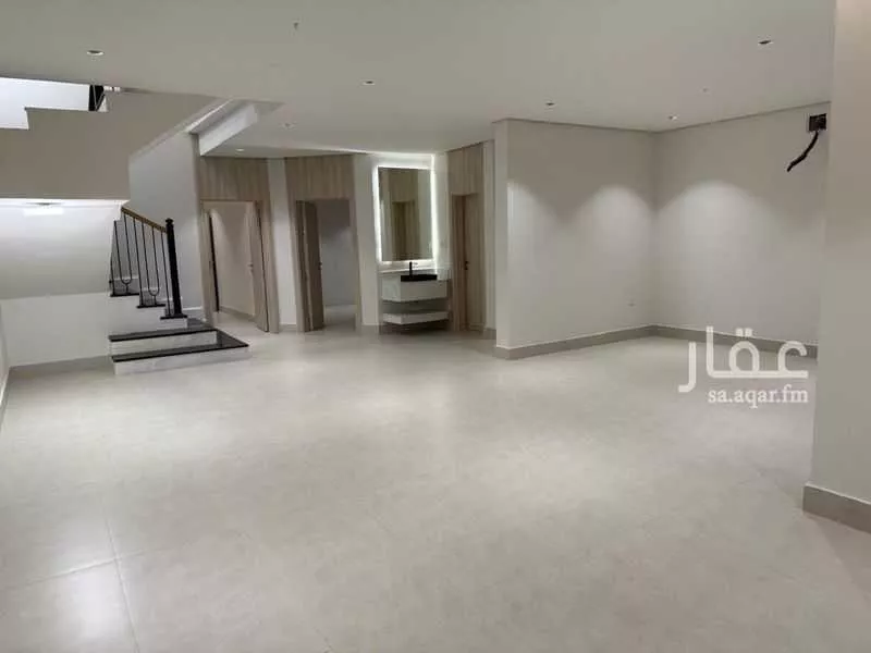 6 bedroom villa in Dahiat King Fahd 8
