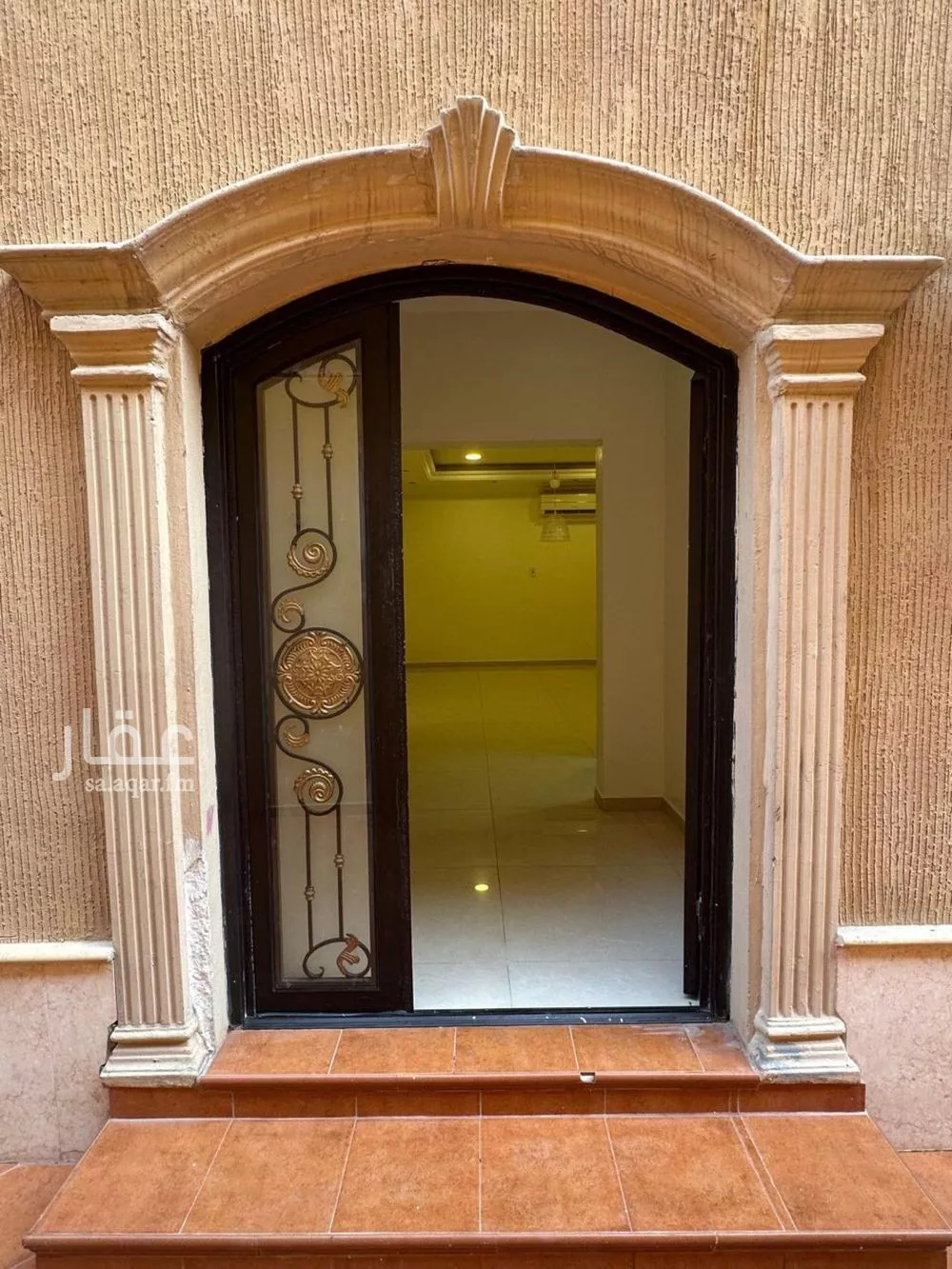 8 bedroom villa in Al Faisaliyyah 3