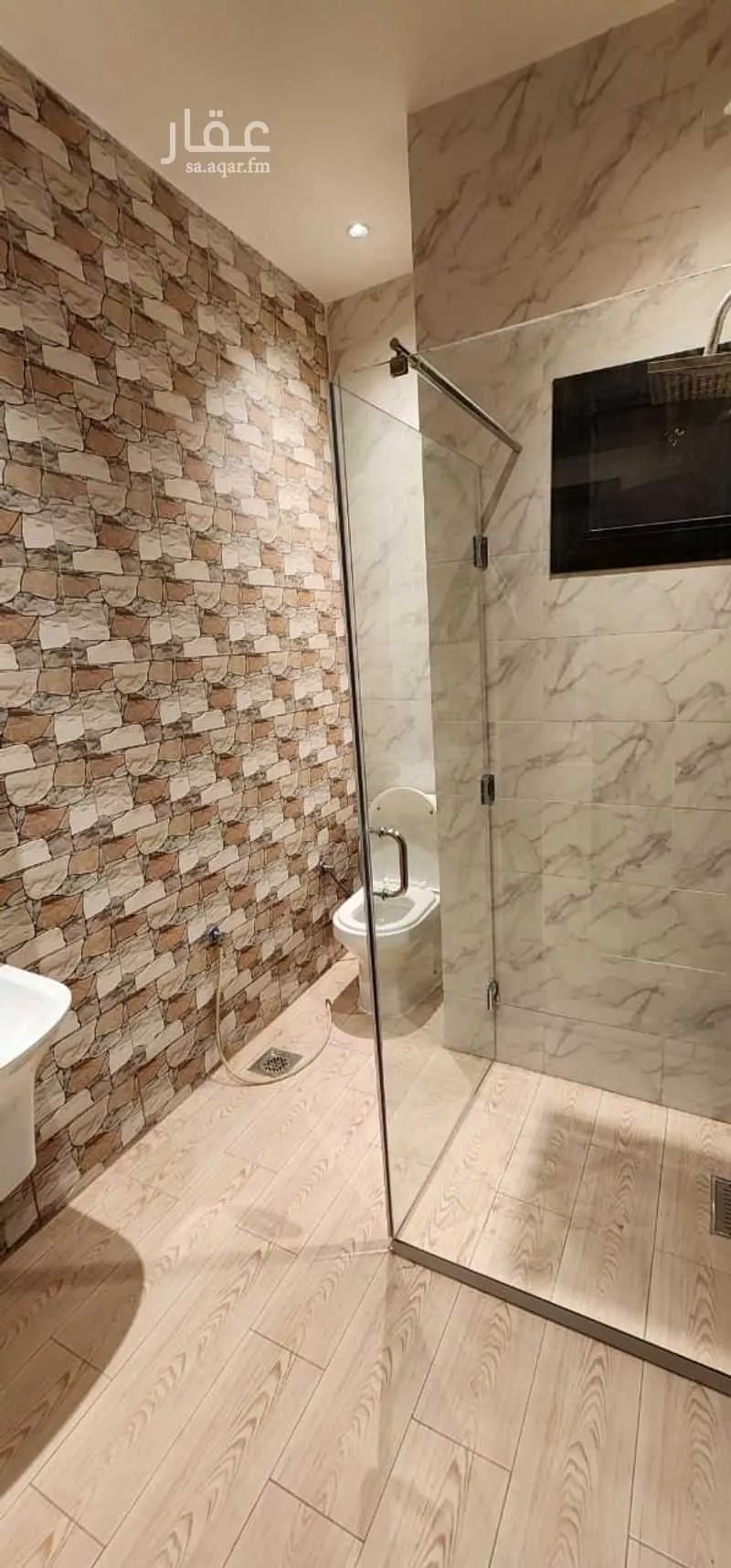 4 bedroom apartment in Al Rabwa, Jeddah 5