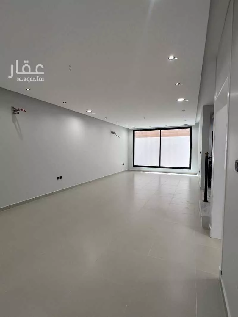 فيلا 5 غرف في طيبة 7