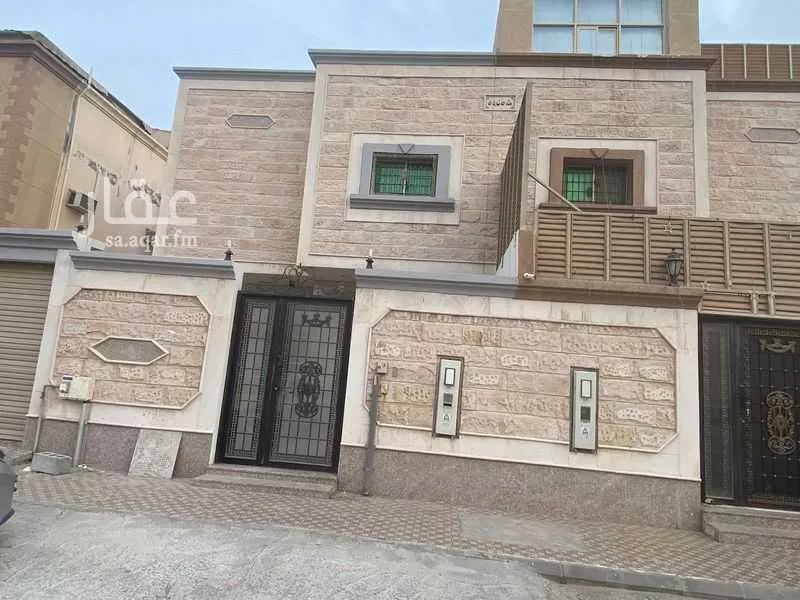 فيلا 6 غرف في ضاحية الملك فهد 7