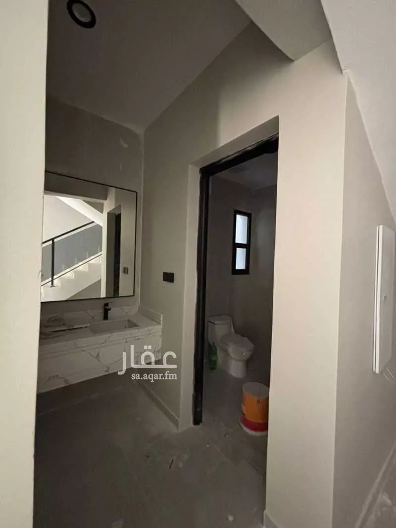 5 bedroom apartment in Dahiat King Fahd 3