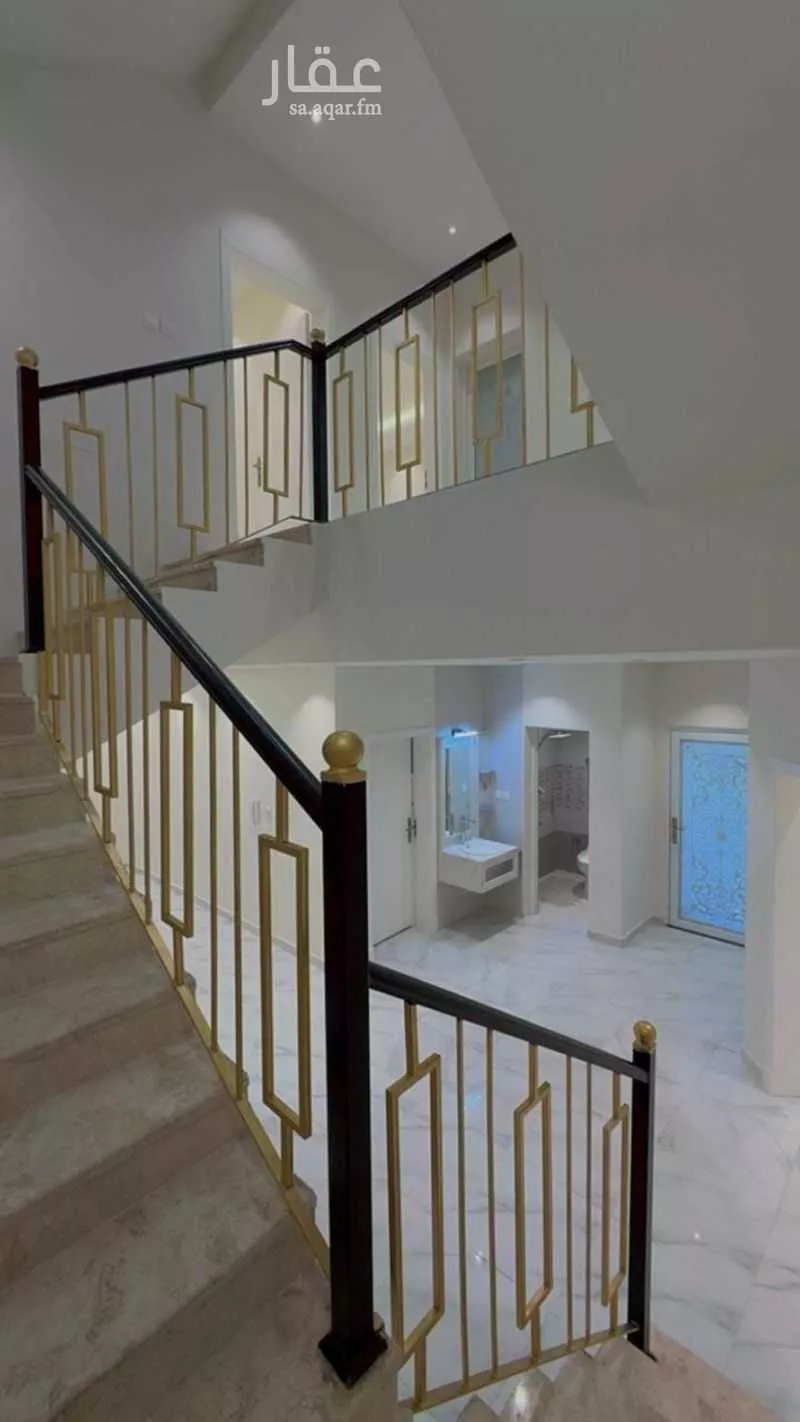 5 bedroom villa in Dahiat King Fahd 16