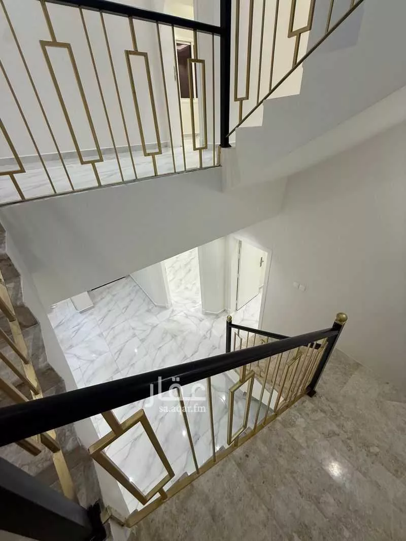 5 bedroom villa in Dahiat King Fahd 5