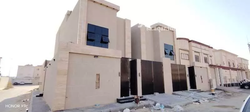 فيلا 6 غرف في ضاحية الملك فهد 8