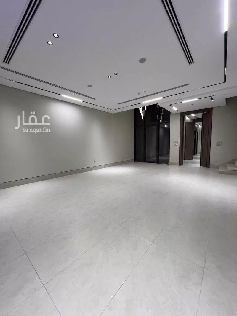 6 bedroom villa in Ash Shulah 15