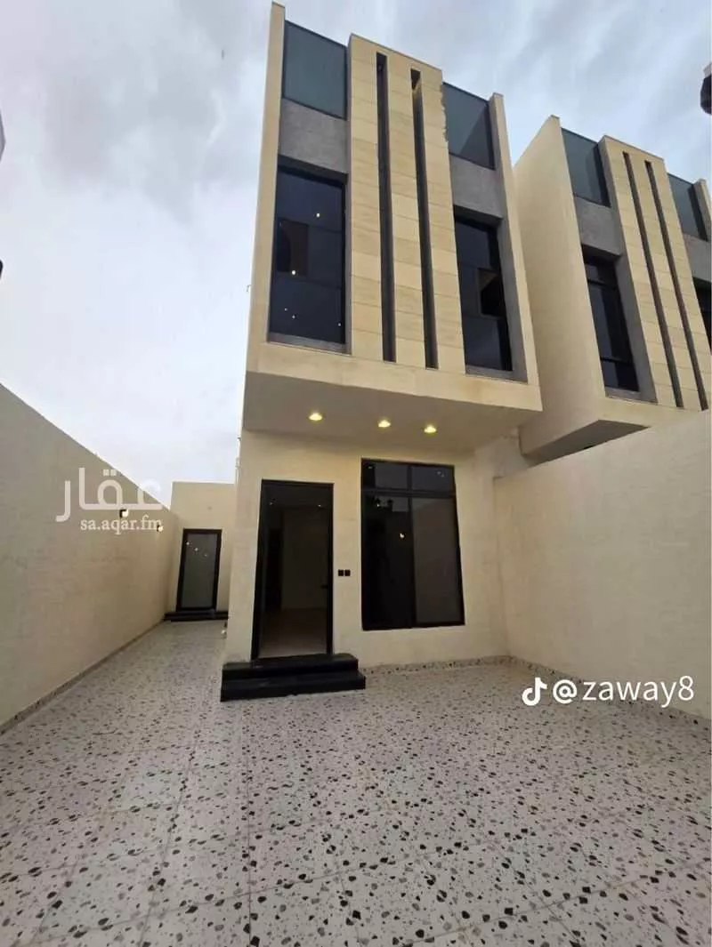 فيلا 5 غرف في ضاحية الملك فهد 2