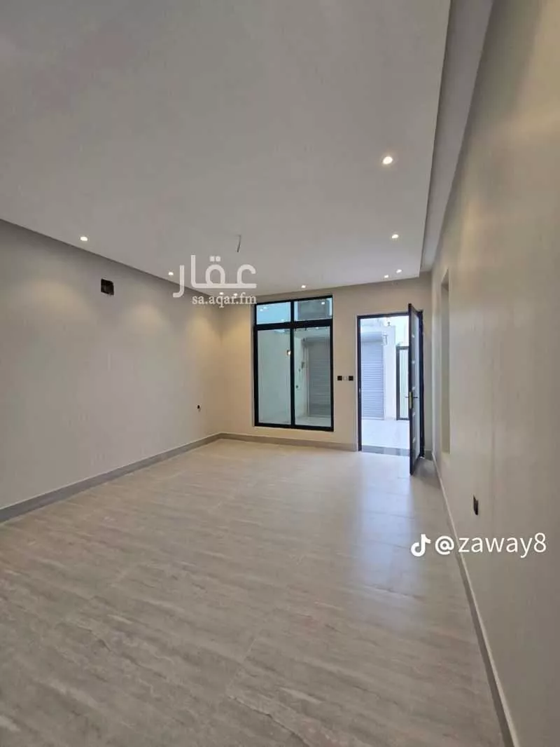 فيلا 5 غرف في ضاحية الملك فهد 6