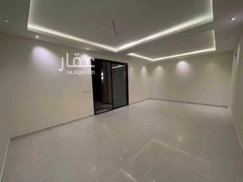 4 bedroom villa in Al Janadriyah, Riyadh 7