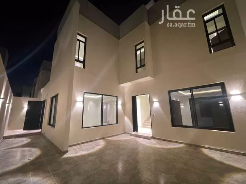 4 bedroom villa in Al Janadriyah, Riyadh 6