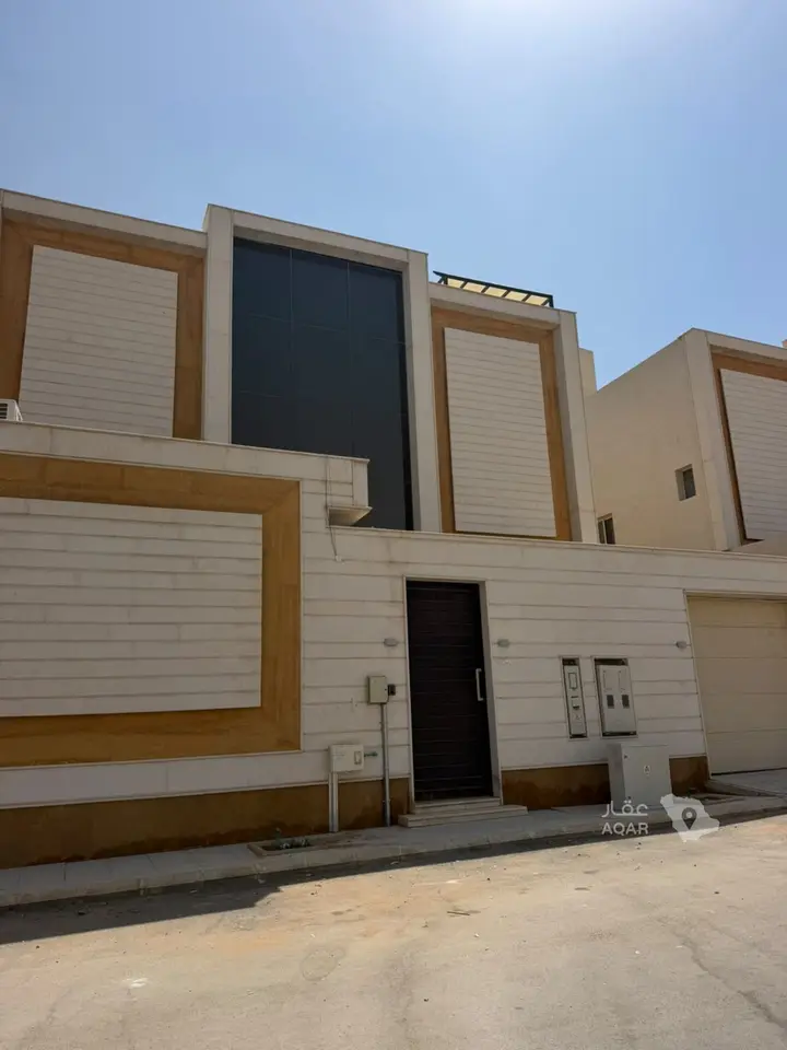 4 bedroom villa in Qurtubah, Riyadh 4