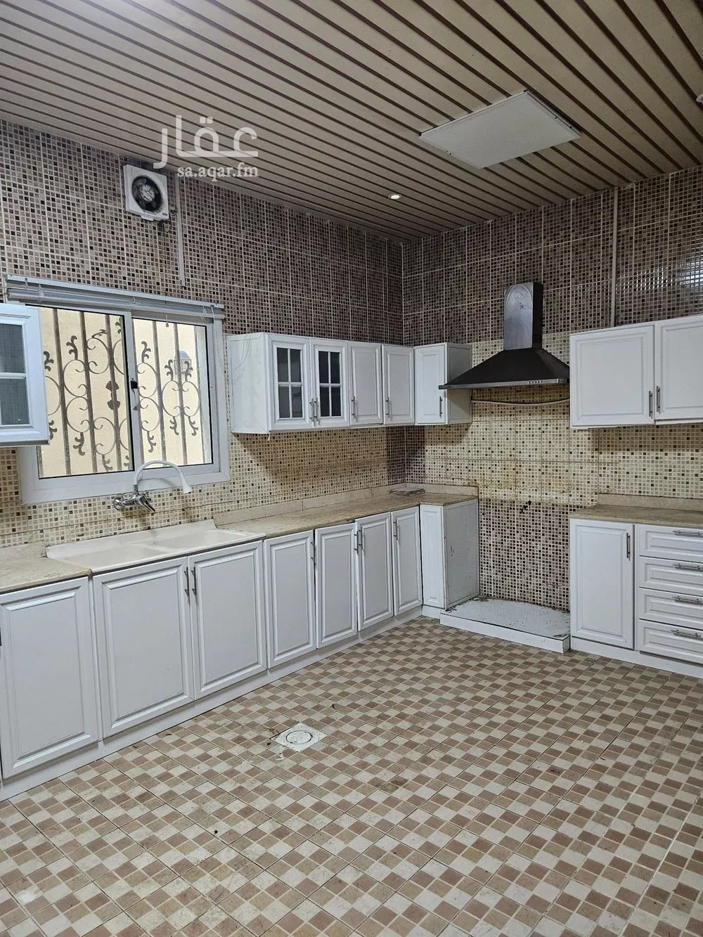 5 bedroom villa in Qurtubah, Riyadh 12
