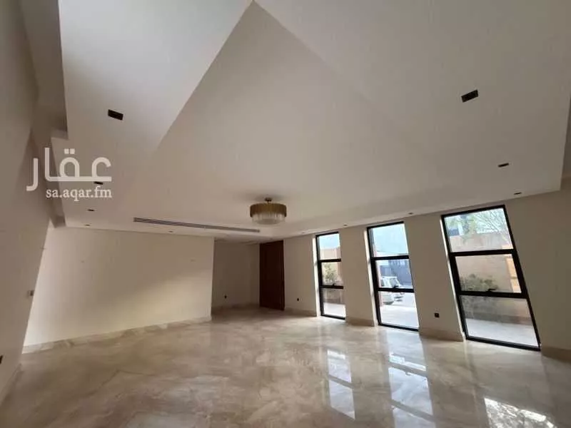 8 bedroom villa in As Sadafah 5