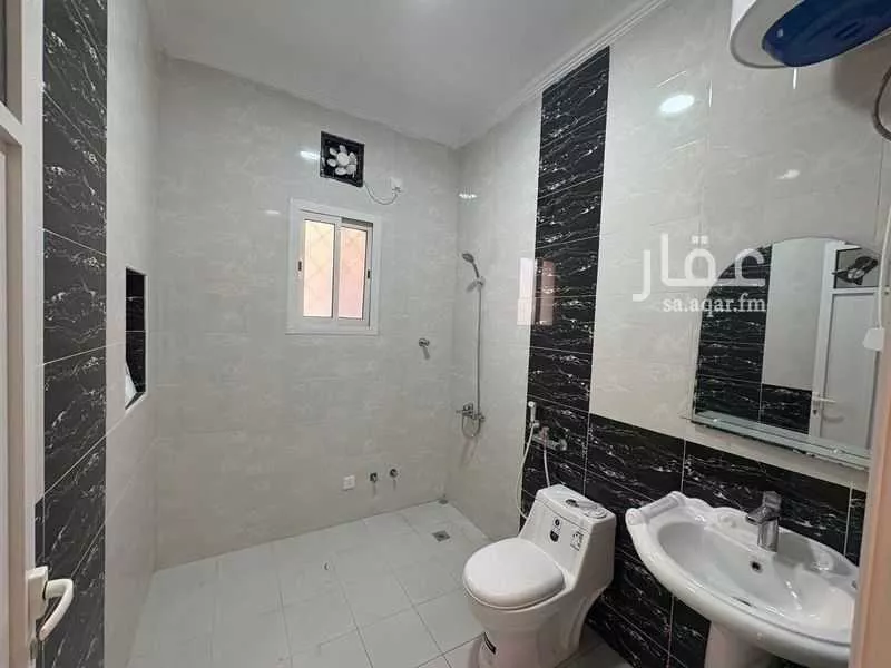 فيلا 6 غرف في عبدالله فؤاد 12