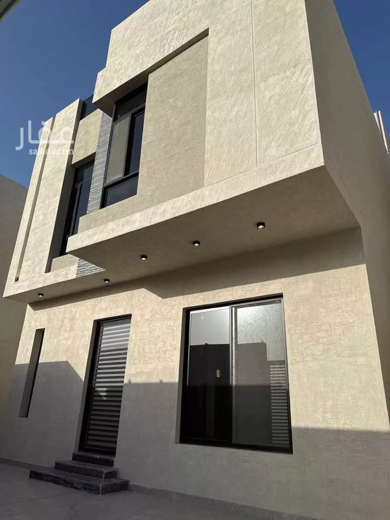 6 bedroom villa in Al Amal 2