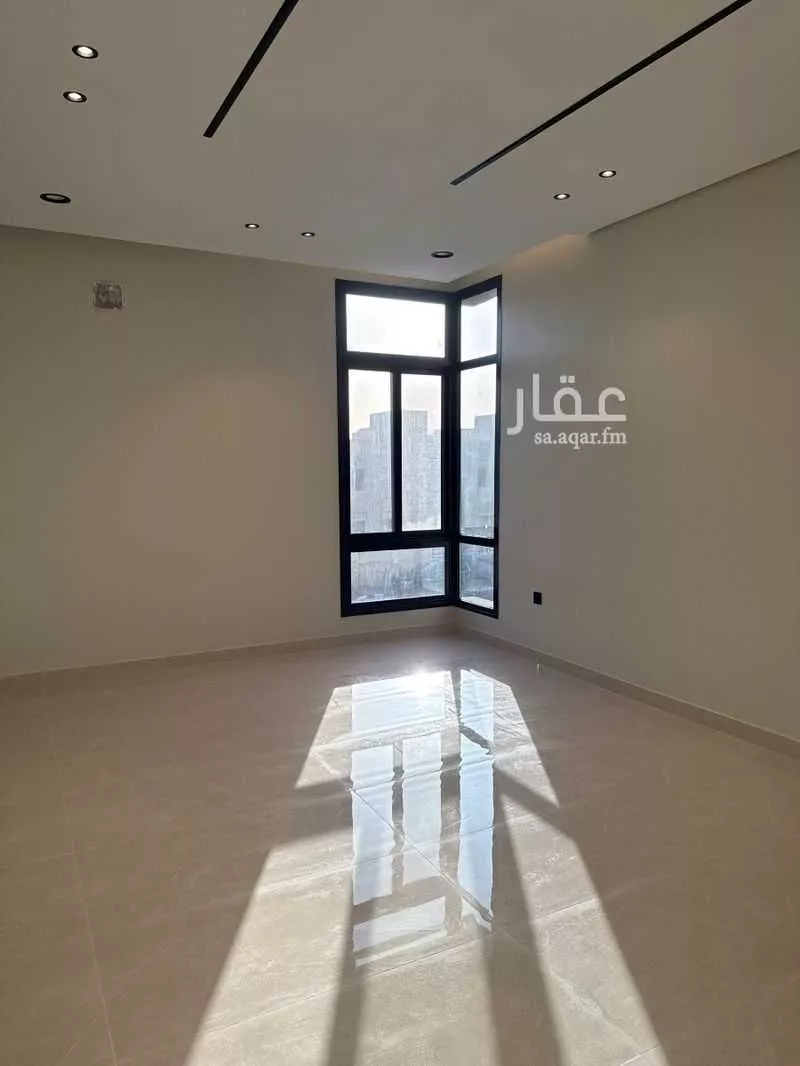 6 bedroom villa in Al Amal 12