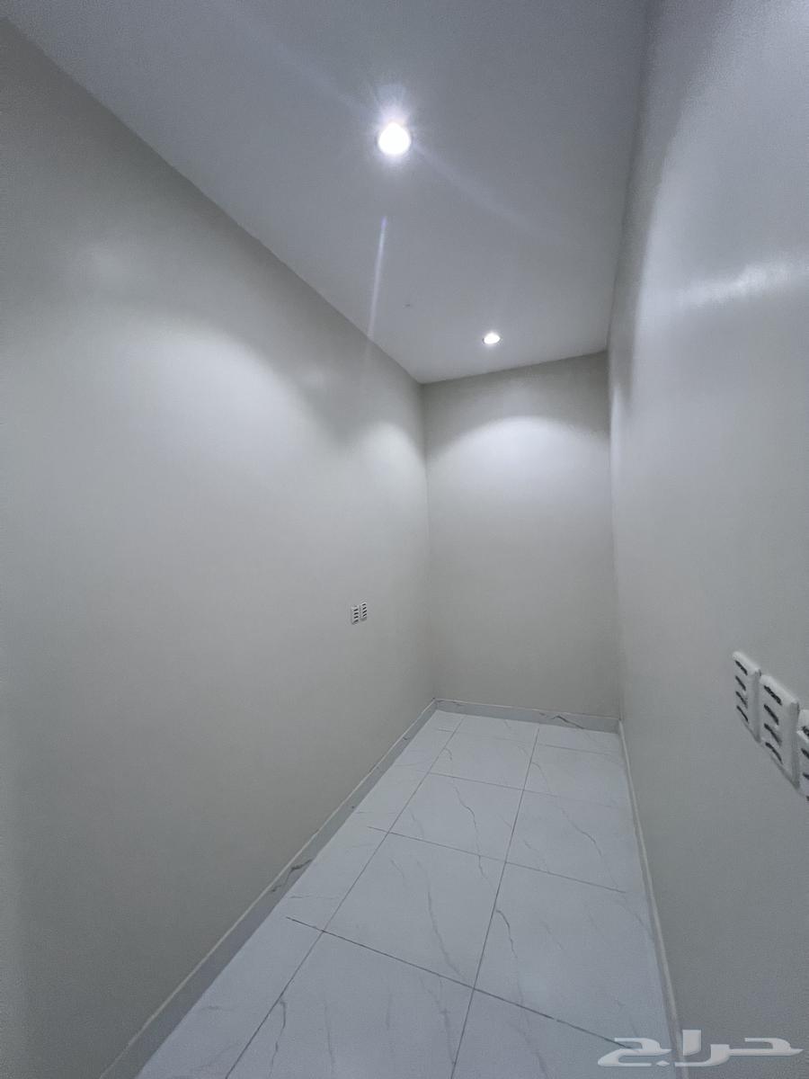 5 bedroom apartment in Al Difa, Madinah 4