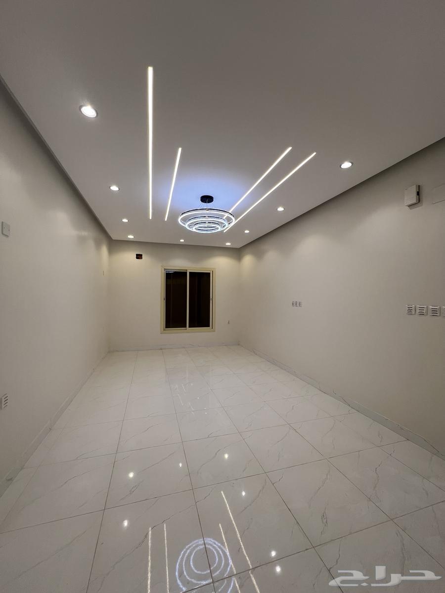5 bedroom apartment in Al Difa, Madinah 6