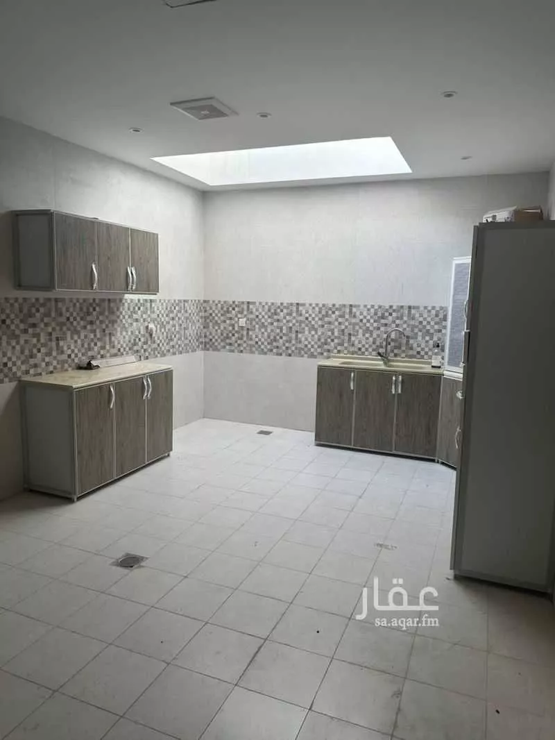 فيلا 6 غرف في المنتزة 4