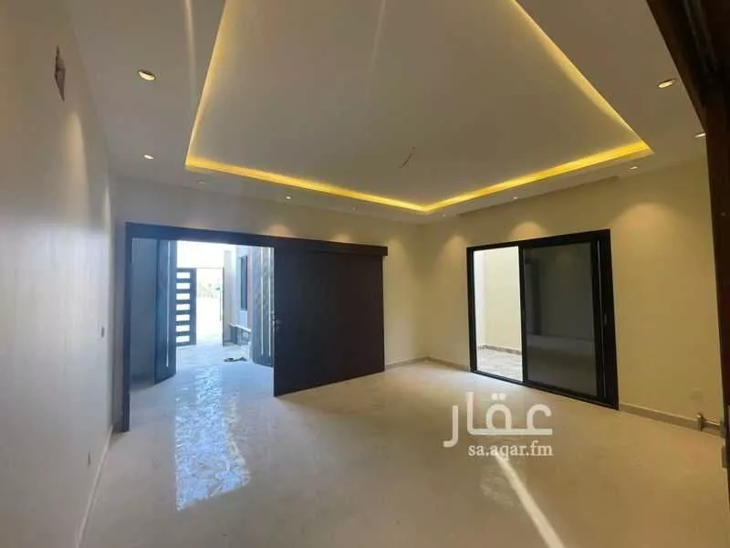 4 bedroom villa in Al Janadriyah, Riyadh 6