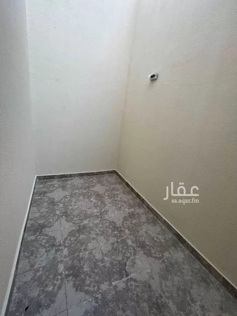 4 bedroom villa in Al Janadriyah, Riyadh 9
