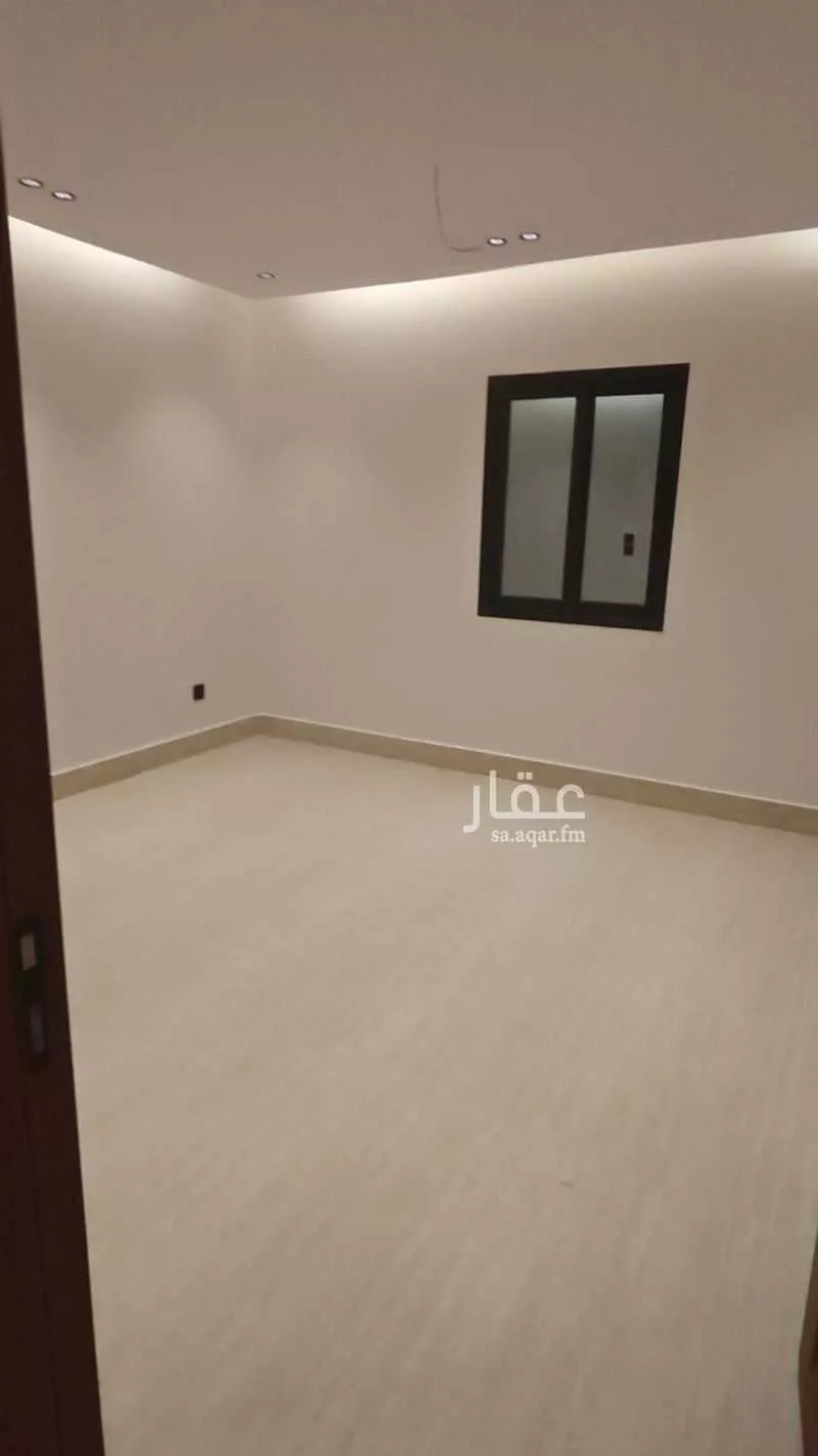 6 bedroom villa in Ash Shulah 9