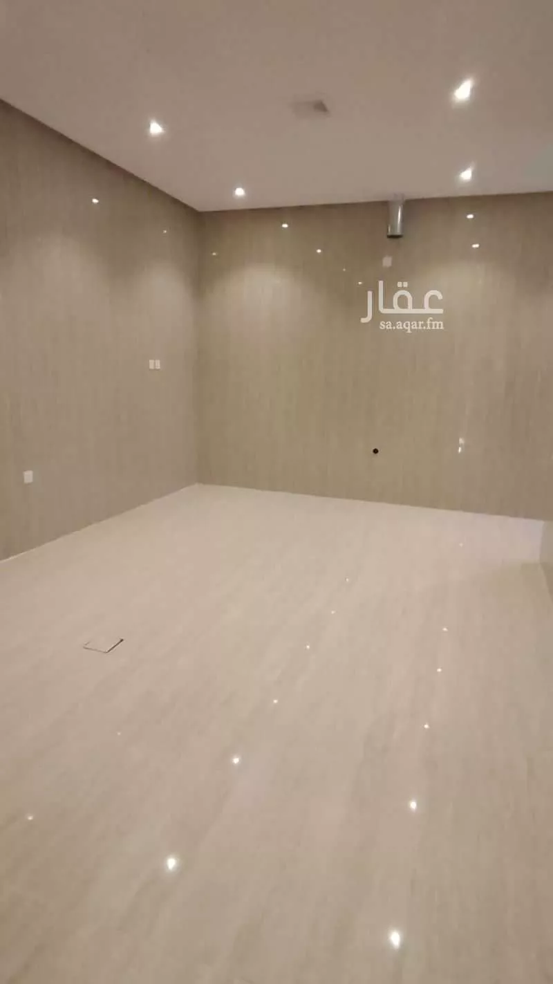 6 bedroom villa in Dahiat King Fahd 2
