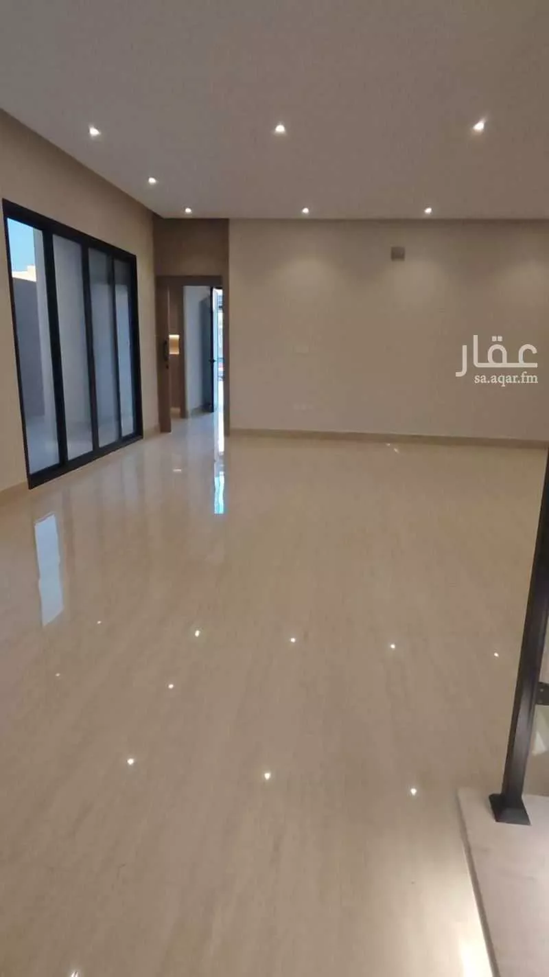 6 bedroom villa in Dahiat King Fahd 12
