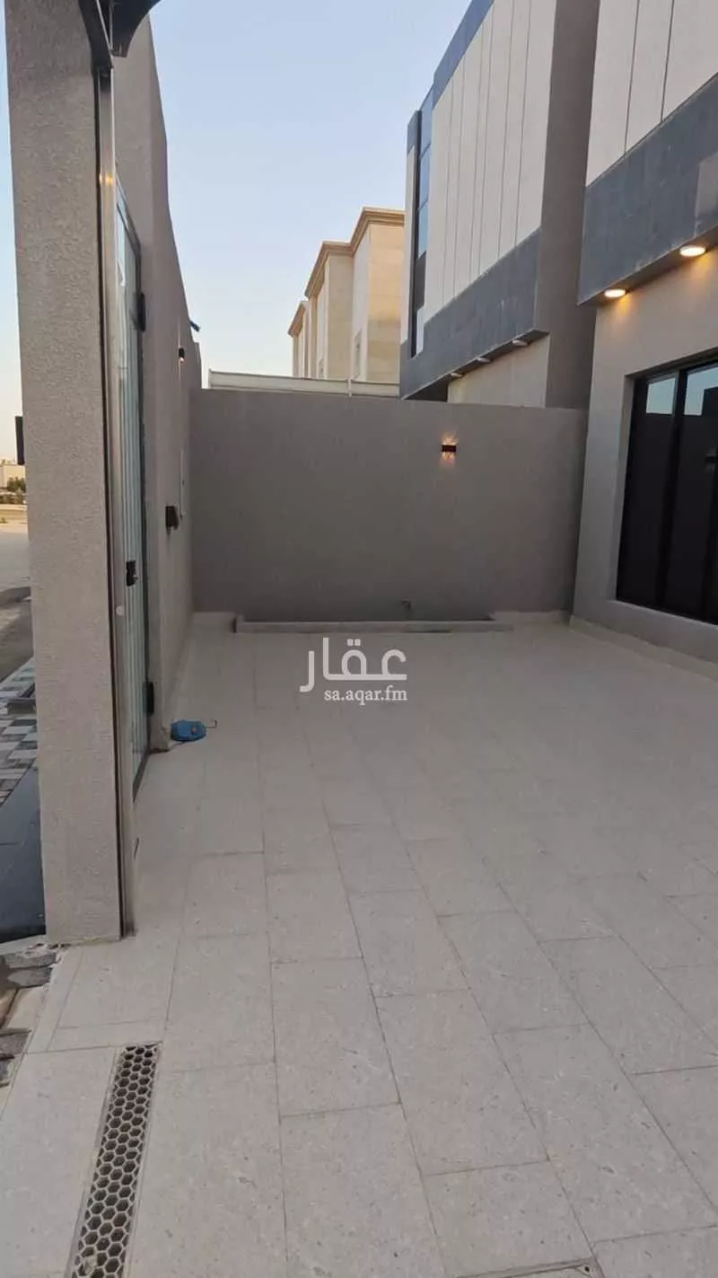 6 bedroom villa in Dahiat King Fahd 14