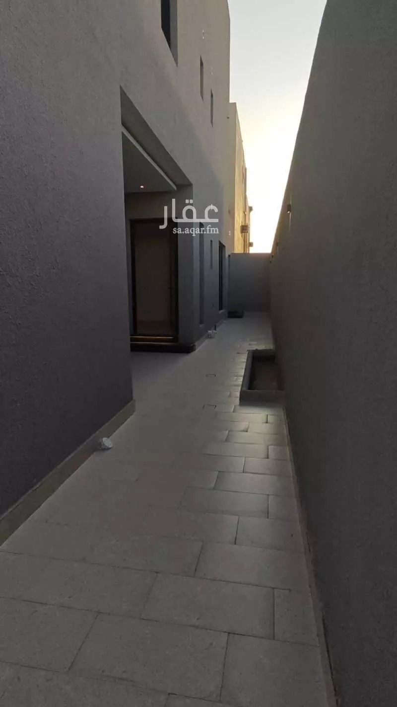 6 bedroom villa in Dahiat King Fahd 15