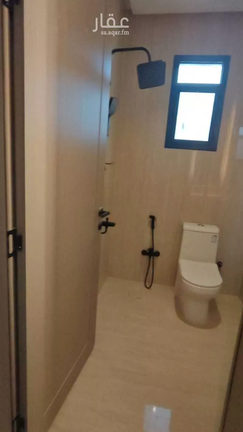 6 bedroom villa in Dahiat King Fahd 17