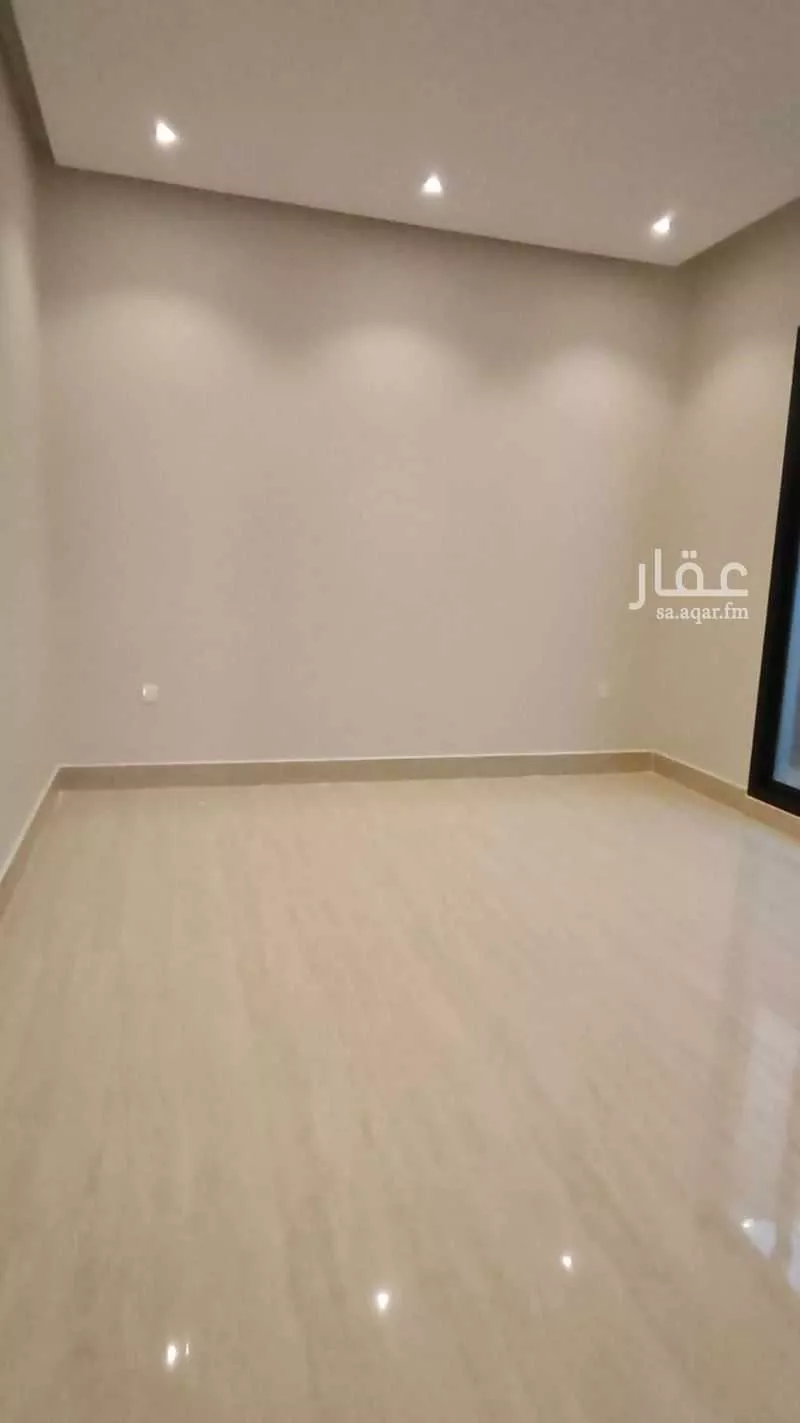 6 bedroom villa in Dahiat King Fahd 4