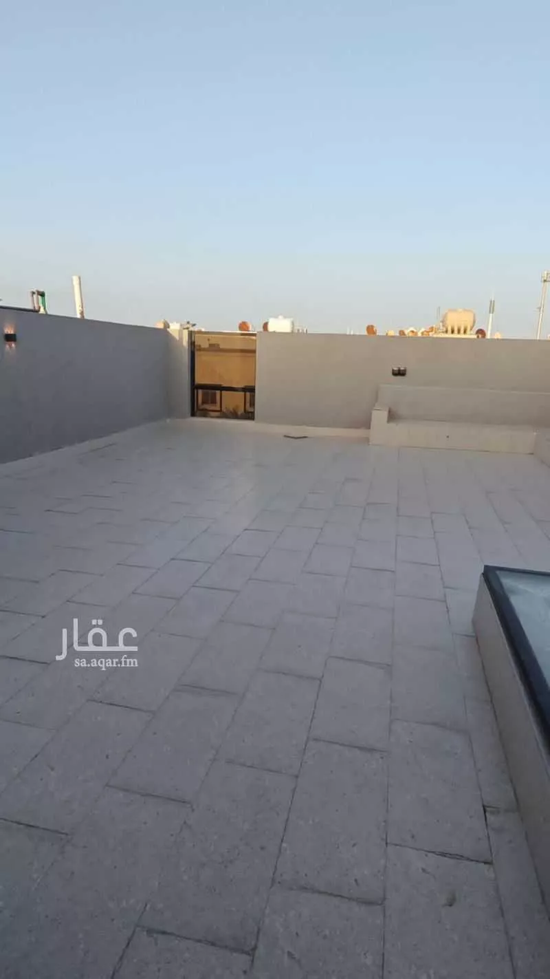 6 bedroom villa in Dahiat King Fahd 10