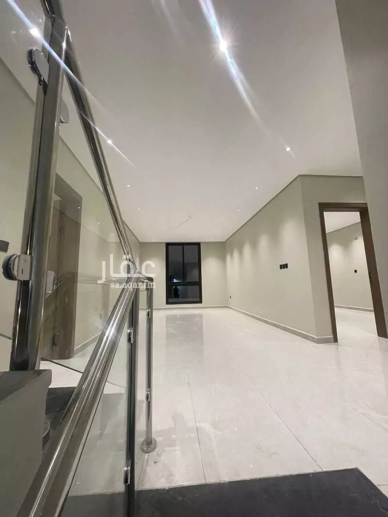 6 bedroom villa in Uhud 8