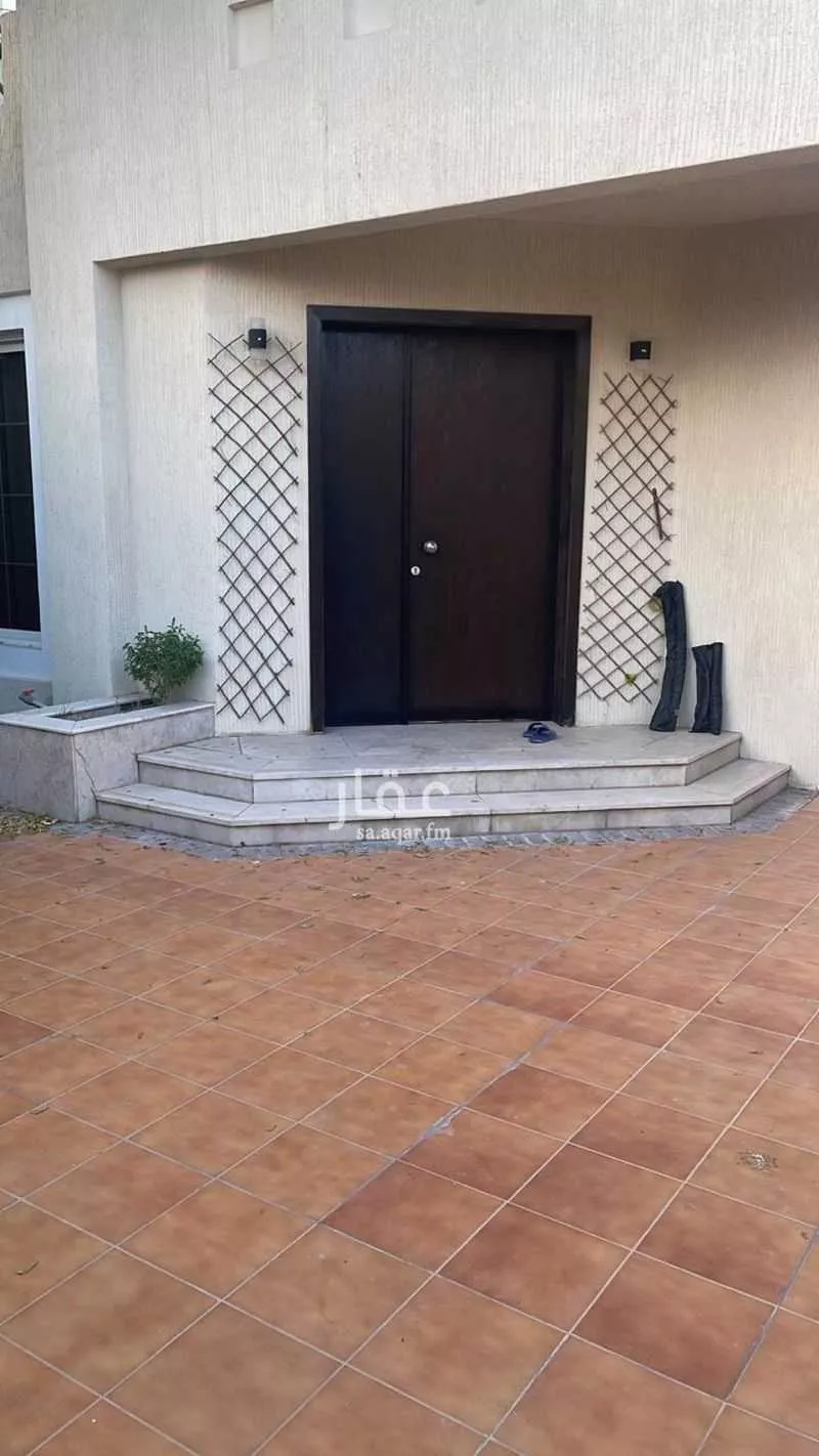 3 bedroom villa in Al Khalidiyah Ash Shamaliyah 4