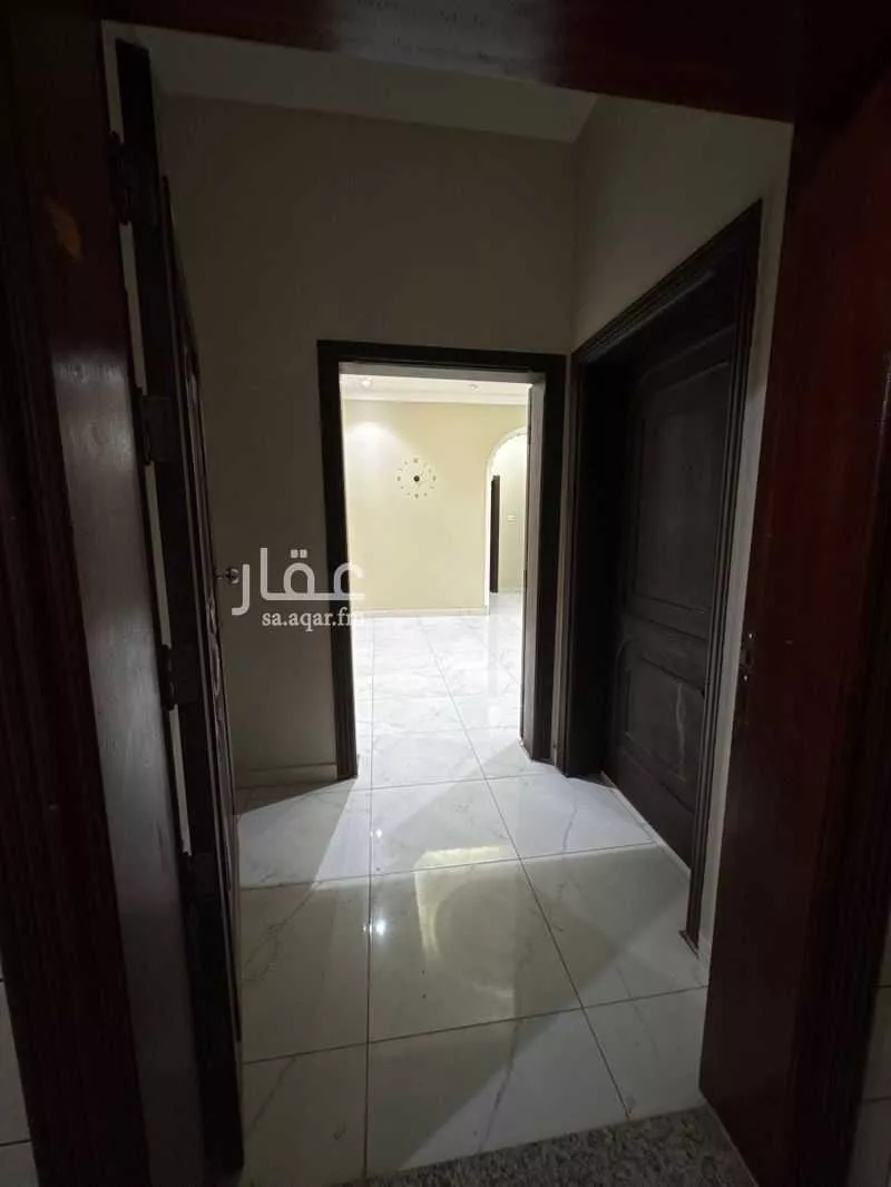 4 bedroom apartment in Al Marwa 5