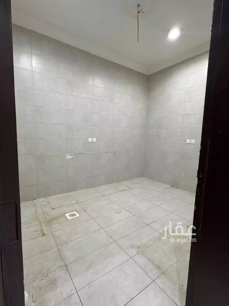 4 bedroom apartment in Al Marwa 10